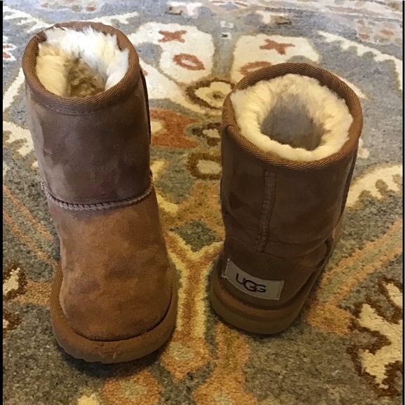 ugg boots size 8